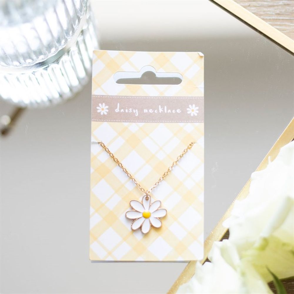 Beautiful Daisy Pendant Necklace